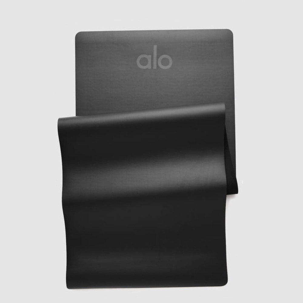Alo Warrior Mat + Yoga Strap